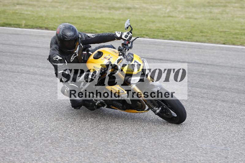 /Archiv-2025/09 22.04.2025 Cornu Master School ADR/rot-rouge/41